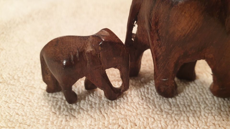 Echtholz Elefant Kamel handarbeit Holz-Skulptur, Holz-Schnitzerei in Krefeld