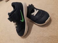 kleine NIKE Lauflernschuhe, Gr. 21 Niedersachsen - Hermannsburg Vorschau