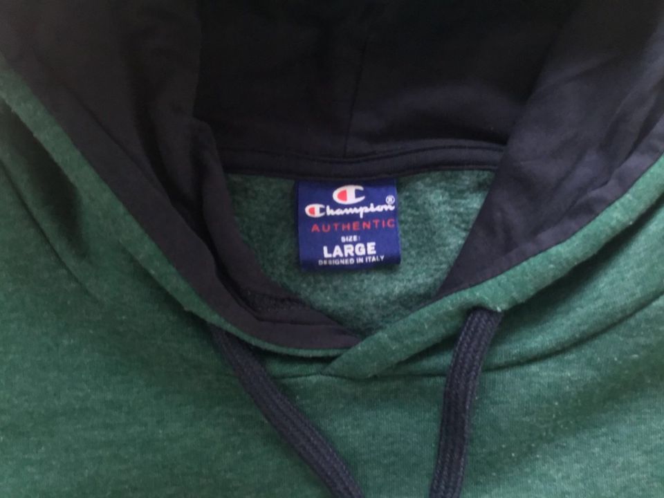 CHAMPION Hoodie/Sweatshirt, Gr. L in smaragdgrün in Altdorf