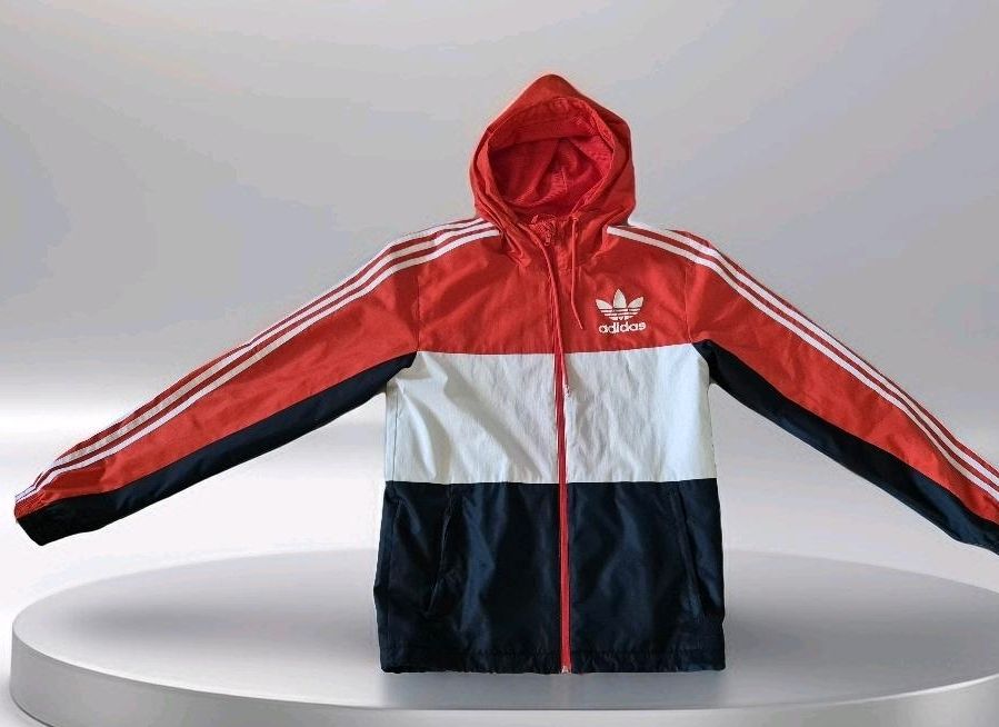 Adidas Trainingsjacke Jacke Windbreaker Gr. S in Dieburg
