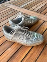 Sneaker in silber von Pull and Bear, Schuhe, Turnschuhe Hessen - Wiesbaden Vorschau