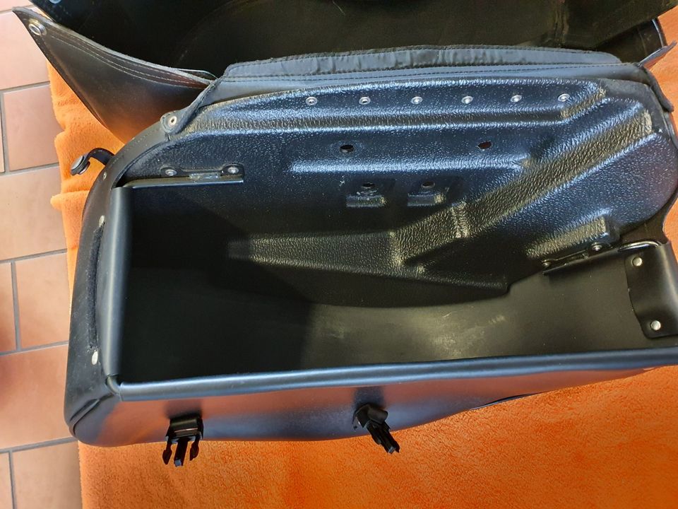 TRIUMPH SPEEDMASTER AMERICA THUNDERBIRD - Satteltaschen Saddlebag in Helmstadt-Bargen