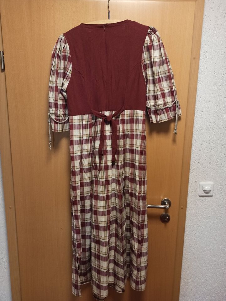 Trachtenkleid von Brandl in Dippoldiswalde