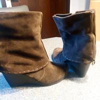 Stiefeletten mit Keilabsatz Gr39 braun Nordrhein-Westfalen - Jüchen Vorschau