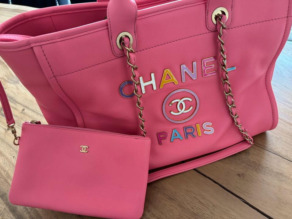 Chanel Deauville Leder pink rosa bunt HW Antikgold Fullset in Kelkheim