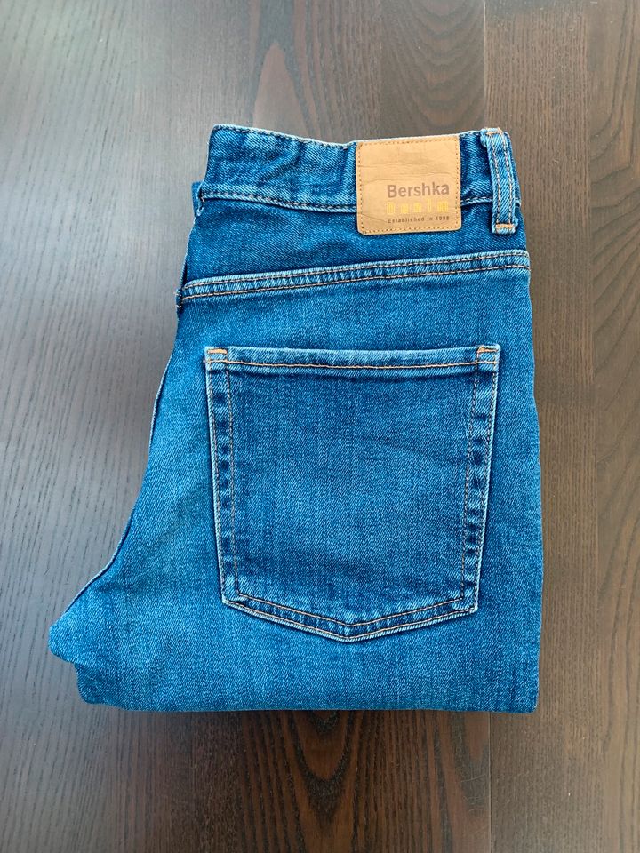 Jeans von Bershka in Bönnigheim