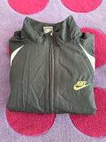 Nike trannings Jacke S Versand inklusive Friedrichshain-Kreuzberg - Kreuzberg Vorschau