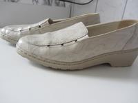 Schuhe, Lederschuhe Slipper von ara  Gr. 38- neuwertig- Sachsen-Anhalt - Braunsbedra Vorschau
