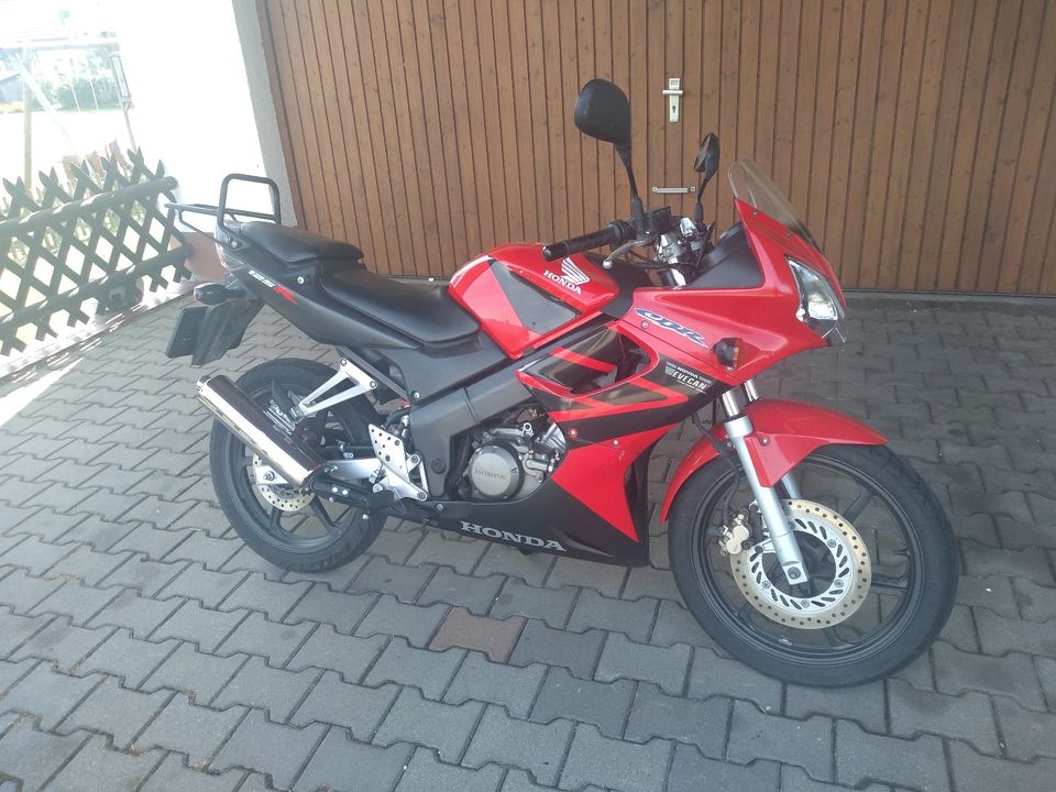 HONDA CBR125R in Landsberg (Lech)