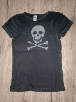 Topolino Unterhemd mit Arm Gr. 110/116 T-Shirt Totenkopf Niedersachsen - Esens Vorschau