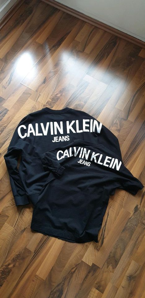 ❗NEU CALVIN KLEIN Pullover & T-Shirt Set L/M Big Rückenprint NEU❗ in Berlin