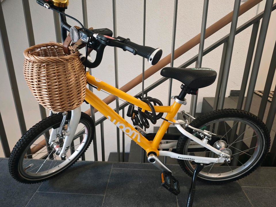 Kinderfahrrad woom 3 16 Zoll in Gelb mit Zubehör - Top Zustand! in Stuttgart