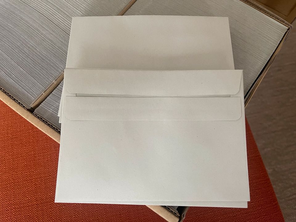 1.000 Stück Briefumschläge Business Hüllen DIN C6 ohne Fenster in Stadtallendorf