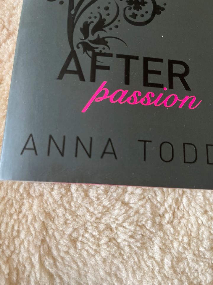 After Passion Reihe von Anna Todd in Mandelbachtal