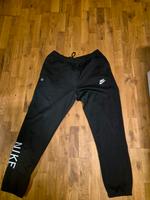 Nike Schwarz Jogginghose L Bayern - Gauting Vorschau