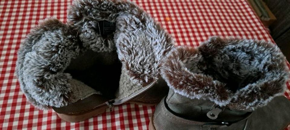 Winterstiefel für Dame Größe 5 1/2 oder 38,5 in Panketal