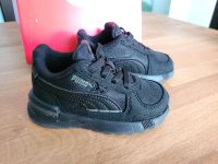 Puma Graviton AC Inf Sneaker Gr 20 Kinder Turnschuhe wie Neu Nordrhein-Westfalen - Pulheim Vorschau