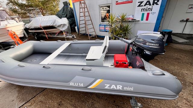 Zarmini Schlauchboot ALU14  nur grau Aussteller 25 PS Yamaha NEU in Schwabach