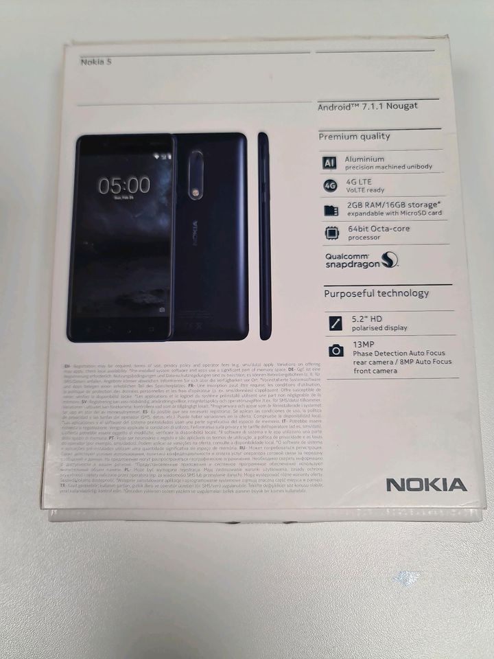 Nokia 5 defekt ohne Ladegerät in Meiningen