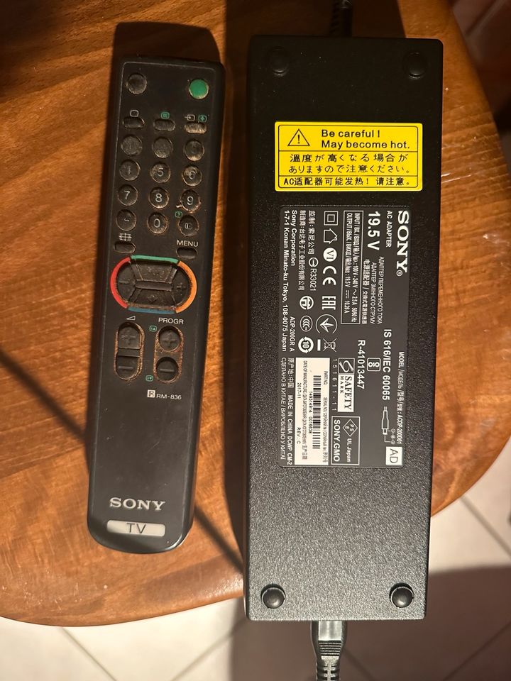 Defekter TV Sony KD-55XE9005BAEP in Wesel