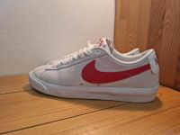 Weiß, rote Nike Schuhe, wenig getragen Bayern - Bayreuth Vorschau