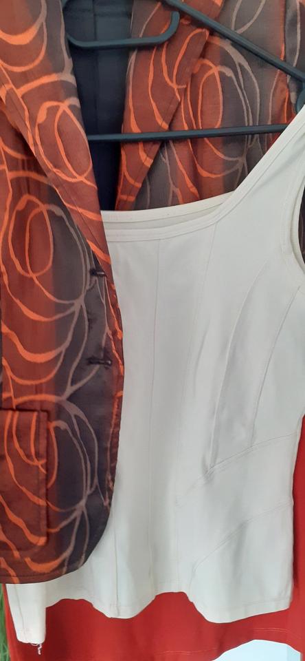 Blazer Gr. 38 von Tuzzi inkl. 2 passende Tops Gr. 38, wie neu! in Trier