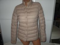 HALLHUBER ultraleichte Damen Jacke Daunen-Steppjacke Beige Gr.34 Bayern - Pöttmes Vorschau