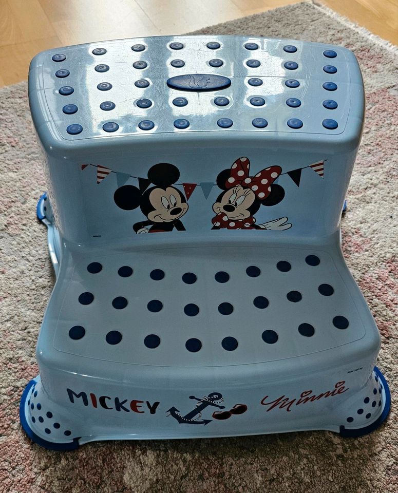 Tritterhöhung für Kinder Mickey & Minnie in Manching