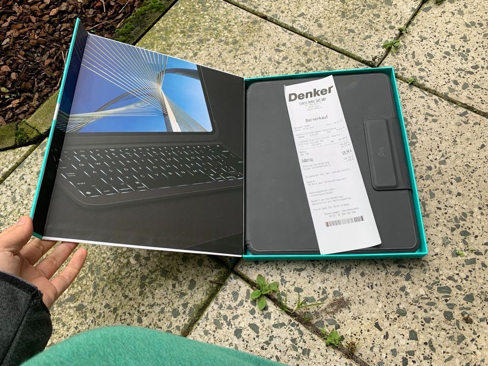 Slim Folio Pro Logitech iPad 12.9 in Düsseldorf