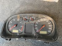 VW Golf Bora Tacho Kombiinstrument 1J0 919 860 Nordrhein-Westfalen - Plettenberg Vorschau