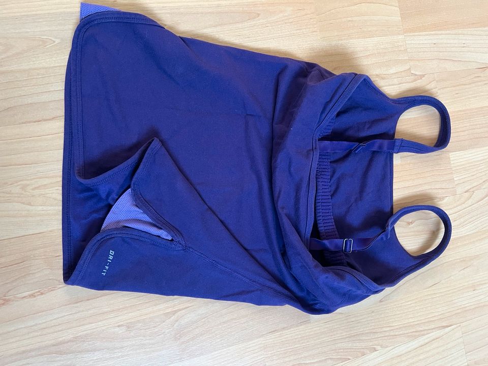 Sport top von Nike Gr. M in Heilbad Heiligenstadt