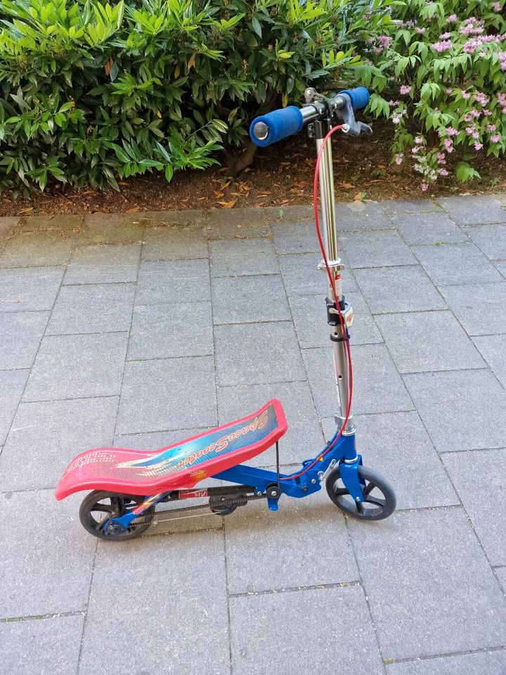 Roller Space Scooter X580 in München