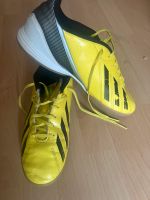 Adidas Fußballschuhe, Größe 43 Nordrhein-Westfalen - Höxter Vorschau