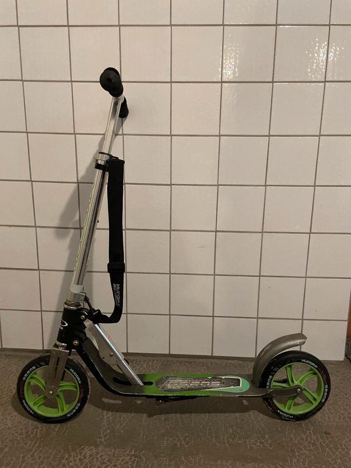Hudora City Roller Scooter in Stuttgart