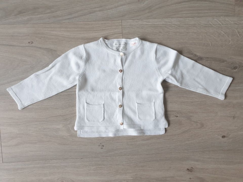 Weiße Strickjacke von Zara Gr 74 in Niedersachsen - Ganderkesee |  Babykleidung Größe 74 kaufen | eBay Kleinanzeigen ist jetzt Kleinanzeigen