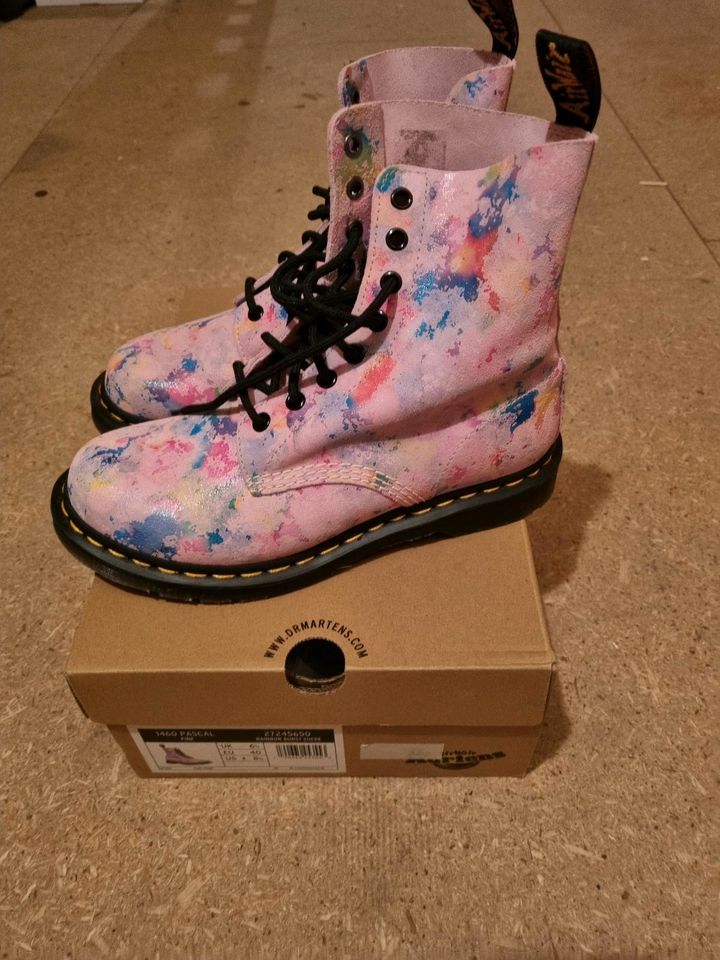 Dr. Martens in Brüggen