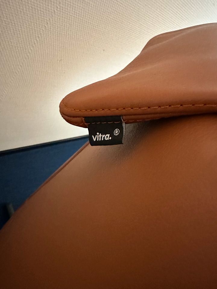 Vitra Grand Repos Leder Cognac neuwertig in Wiesbaden