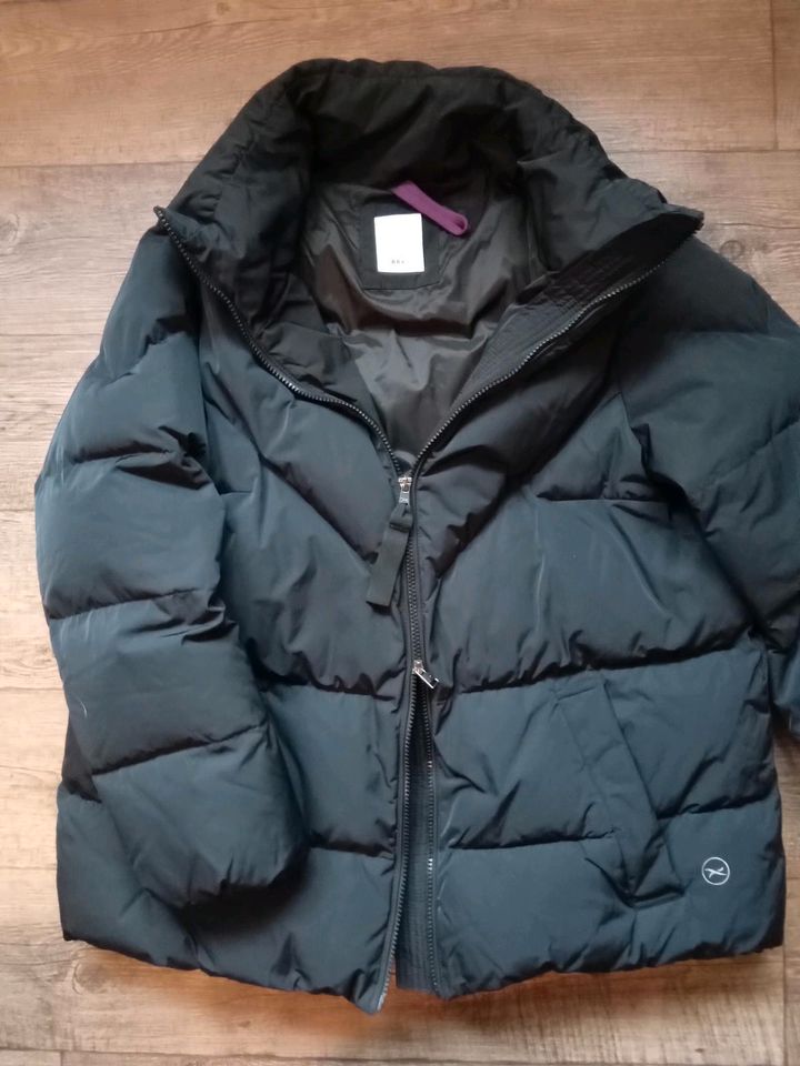 BRAX Damen Jacke Winterjacke schwarz Größe 42 in Hof (Saale)