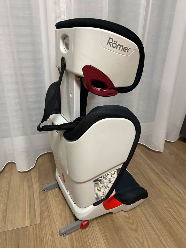 Kindersitz Römer mit Isofix in Reilingen