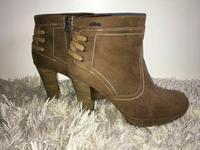Stiefeletten S.Oliver braun 39 Pumps Nordrhein-Westfalen - Krefeld Vorschau