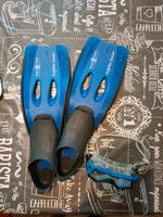 Flossen und Taucherbrille Gr. xs 33 -35 blau Kr. München - Ottobrunn Vorschau