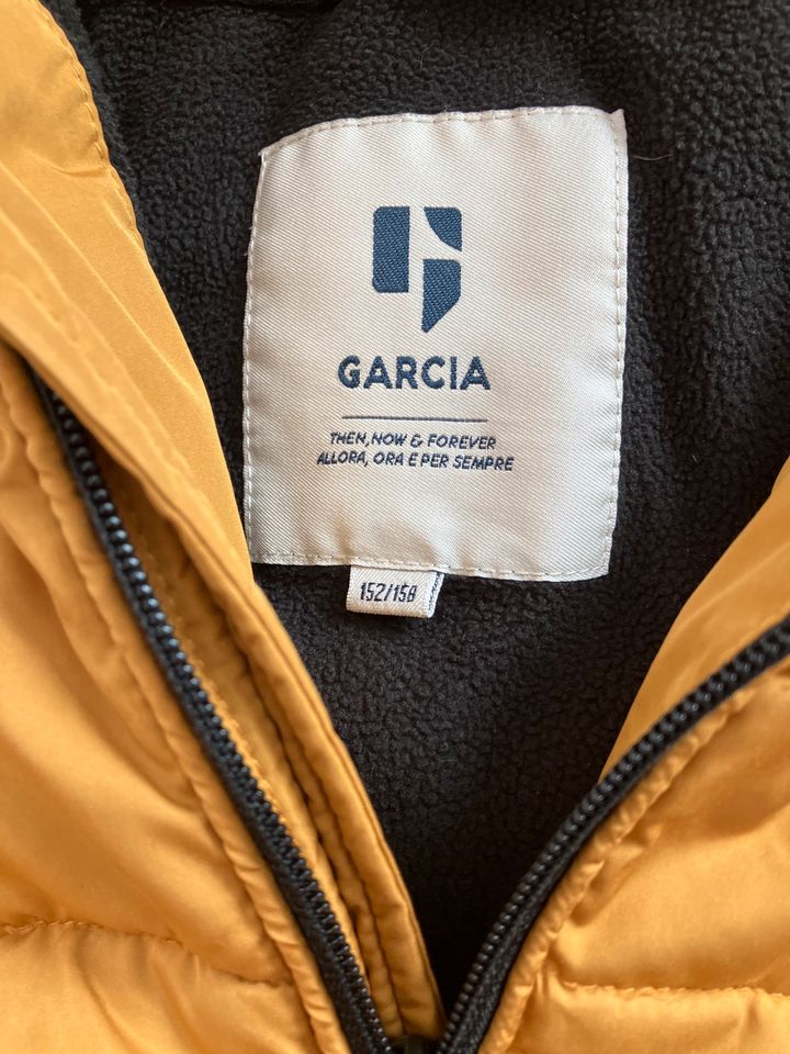 Garcia Winterjacke warm schneejacke 152 158 ocker gelb Kapuze in Rain Niederbay