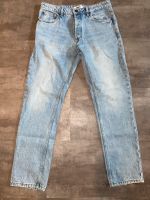 Denim Jeans 34/34 Straight hellblau neuwertig Nordrhein-Westfalen - Oberhausen Vorschau