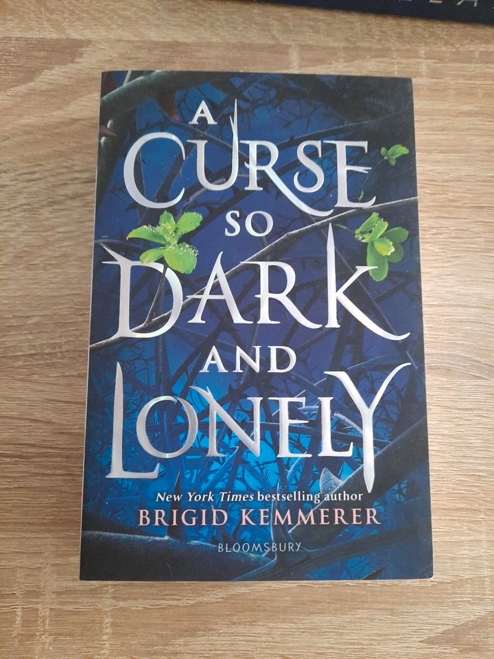 A curse so dark and lonely englisch softcover in Lübeck