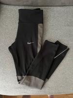 Nike Sporthose Laufhose Leggings Niedersachsen - Horneburg Vorschau
