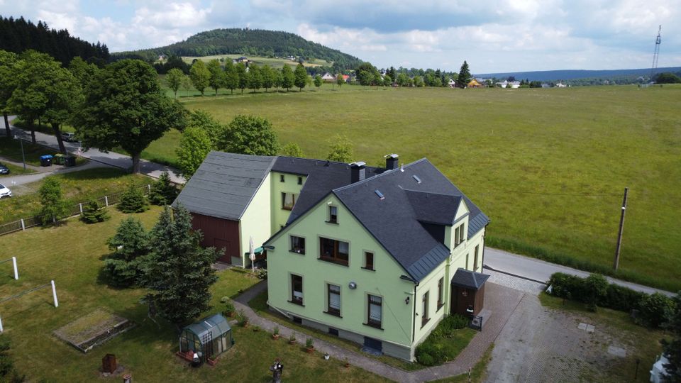 Schönes Anwesen in Bärenstein am Waldesrand mit Bergblick! in Bärenstein