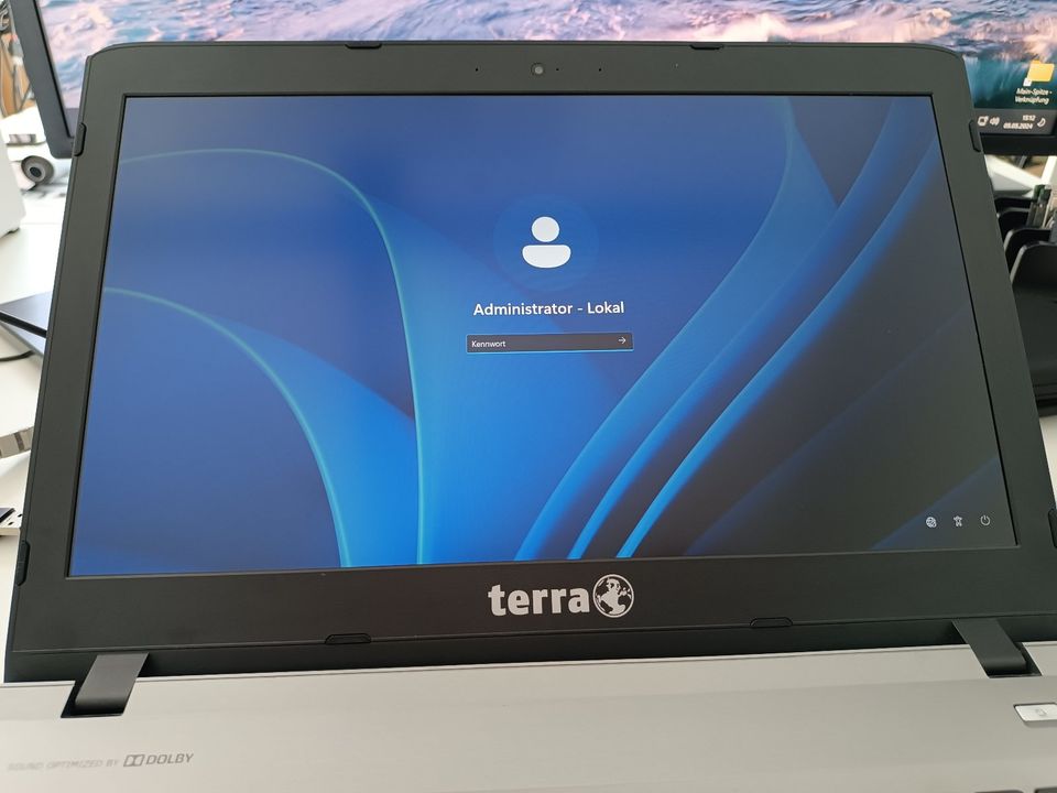 Gebrauchtes TERRA Mobile 1530 (i5) 6.Gen. - Windows 11 Pro in Mörfelden-Walldorf