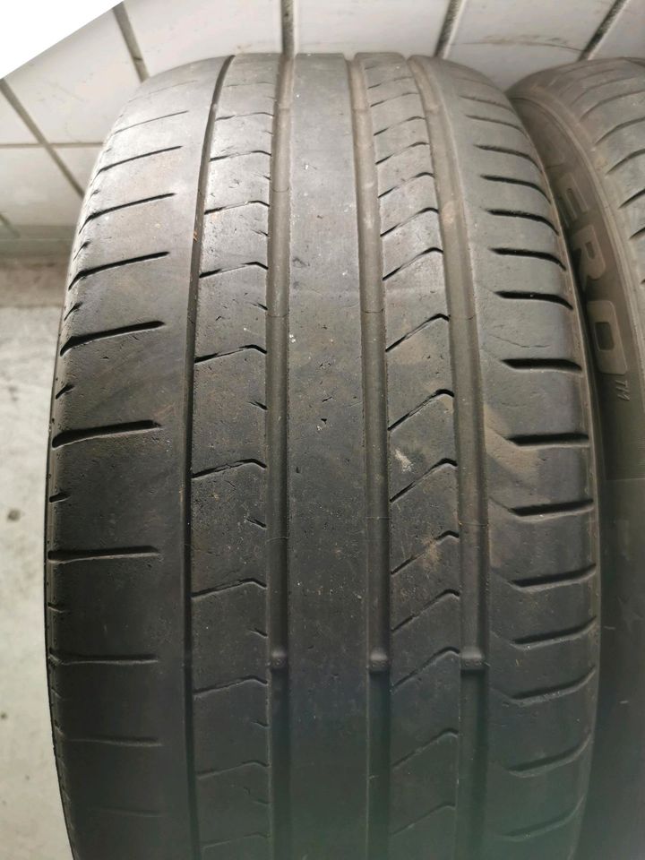 2x 255/45 R20 105Y Pirelli Sommerreifen BMW in Böblingen