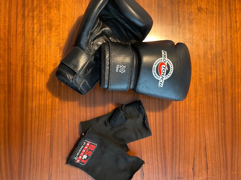 Boxhandschuhe 10oz für Kinder von ProTouch Leder schwarz in Dortmund