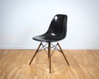 6 x Vitra Herman Miller Eames Fiberglas Side Chair DSW schwarz Stuttgart - Stuttgart-West Vorschau